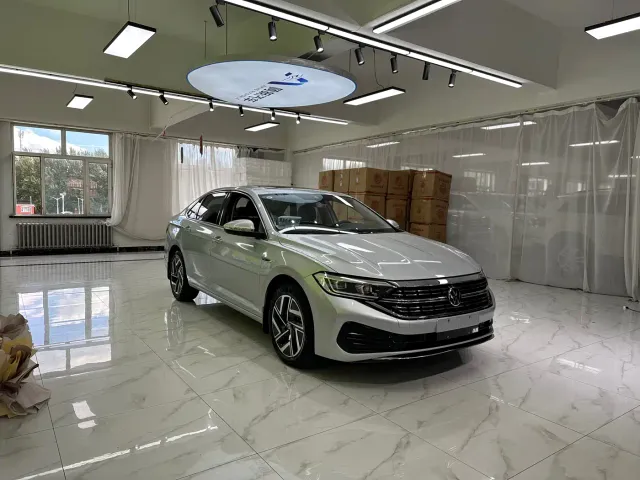 Volkswagen Sagitar — Фото автомобиля 3