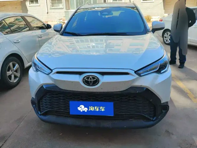 Toyota Frontlander — Фото автомобиля 2