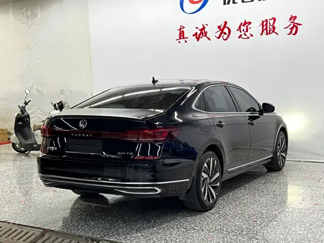 Volkswagen Passat — Фото автомобиля 18