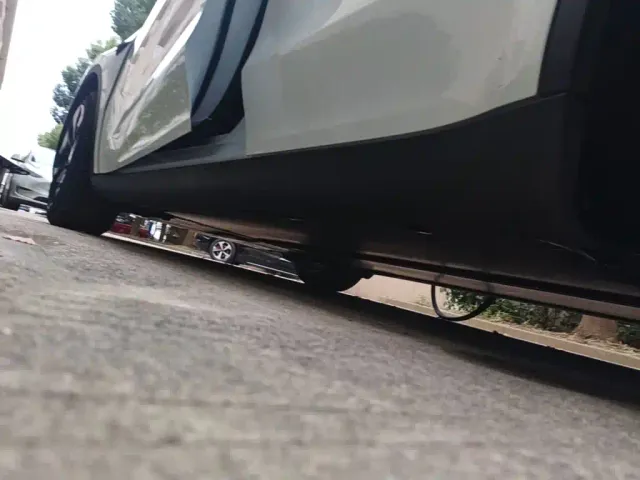 Tesla Model Y — Фото автомобиля 21