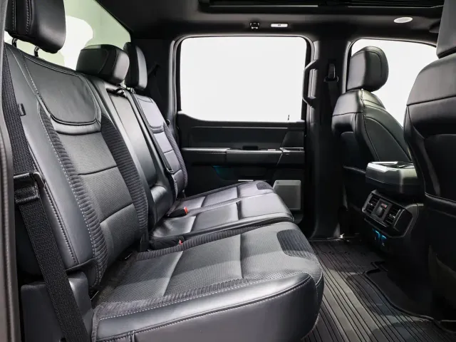 Ford F-150 Raptor — Фото автомобиля 11