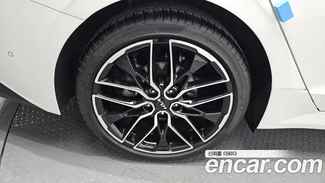 Kia K5 K5 3 поколение 1.6 Turbo — Фото автомобиля 5