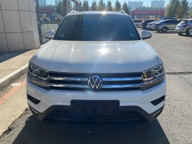 Volkswagen Tharu — Фото автомобиля 2