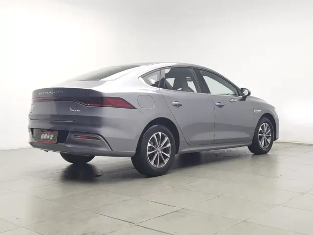 BYD Qin PLUS — Фото автомобиля 2