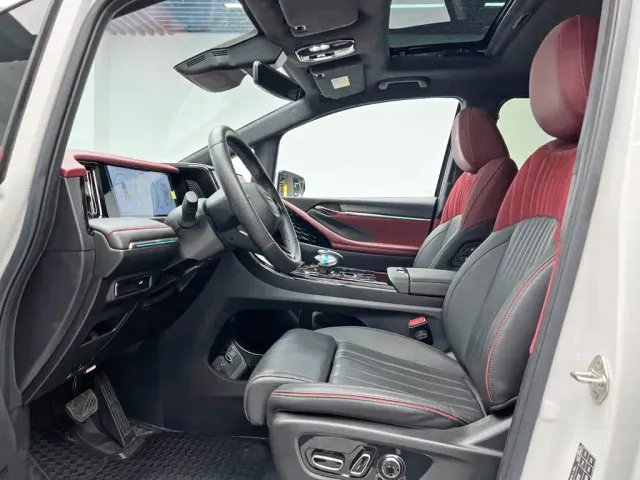 GAC Trumpchi M8 — Фото автомобиля 14