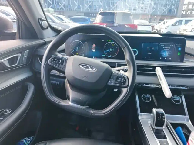 Chery Tiggo 8 — Фото автомобиля 10