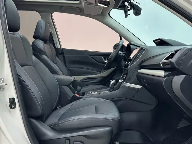 Subaru Forester — Фото автомобиля 9