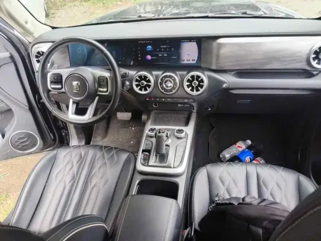 Tank Tank 300 2024 Model 2.0T Challenger — Фото автомобиля 11