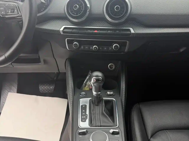 Audi Q2L — Фото автомобиля 16