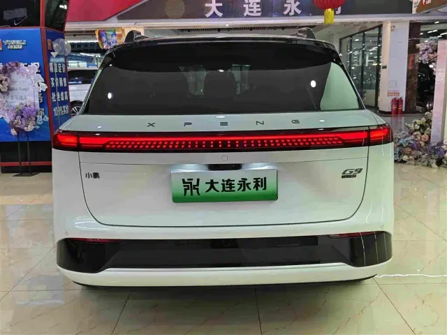 Xpeng G9 — Фото автомобиля 15