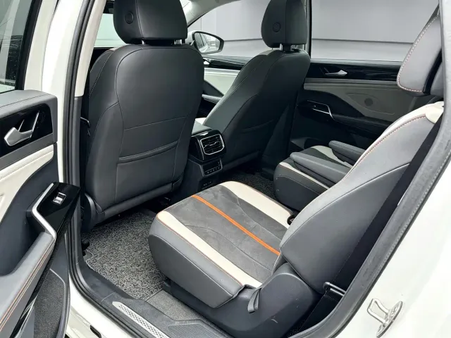 Volkswagen ID.6 Crozz — Фото автомобиля 5