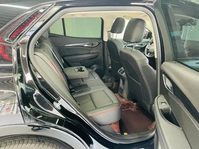 Buick Envision S — Фото автомобиля 11