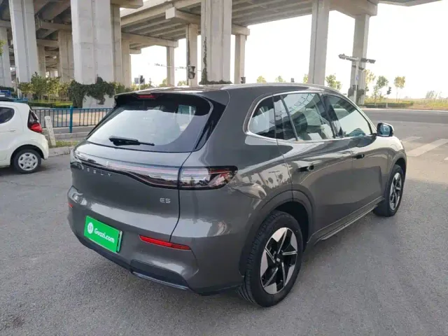 Geely Galaxy E5 — Фото автомобиля 6