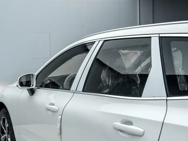 Volvo XC60 — Фото автомобиля 15