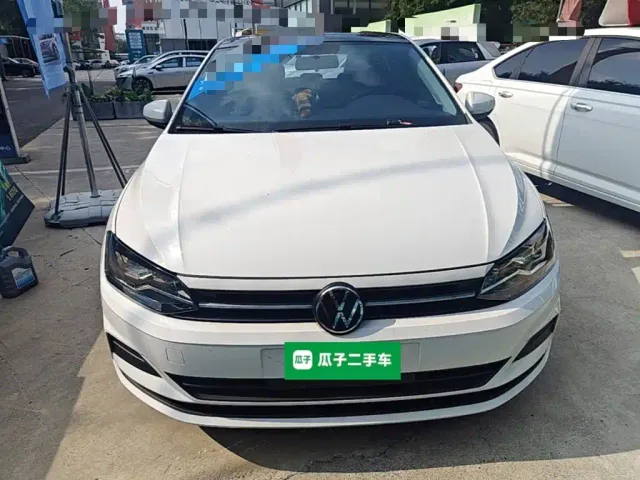 Volkswagen Polo — Фото автомобиля 2