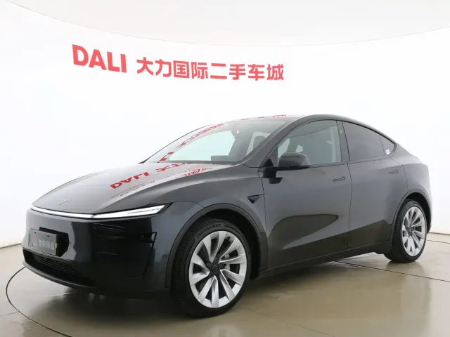 Фотография автомобиля — Tesla Model Y