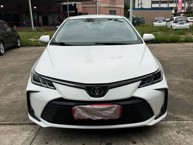 Toyota Corolla — Фото автомобиля 2