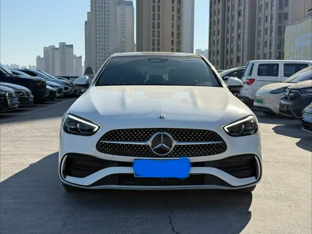 Mercedes-Benz C-Class — Фото автомобиля 2