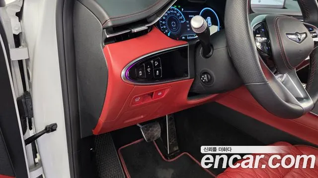 Genesis GV70 2.5T Бензин AWD — Фото автомобиля 16