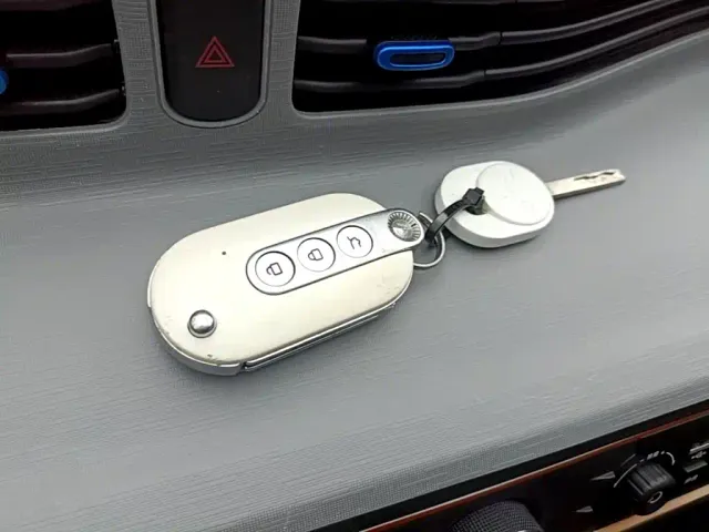 Wuling Hongguang Mini EV — Фото автомобиля 8