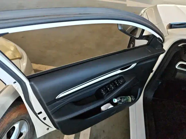 Geely Emgrand — Фото автомобиля 7