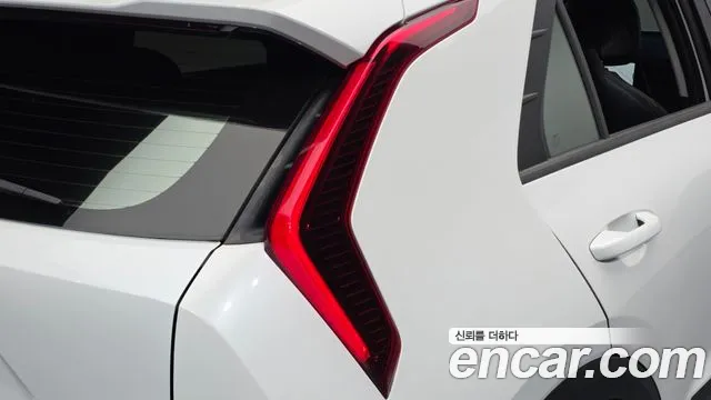 Kia Niro The All New Niro Prestige — Фото автомобиля 17