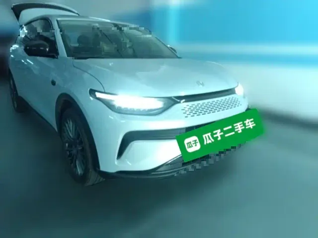 Leapmotor C11 — Фото автомобиля 3