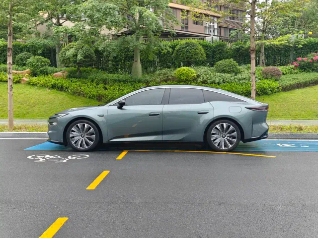 Toyota BoZhi 7 — Фото автомобиля 4