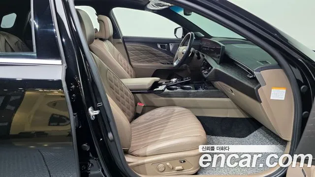 Kia K8 Hybrid — Фото автомобиля 17