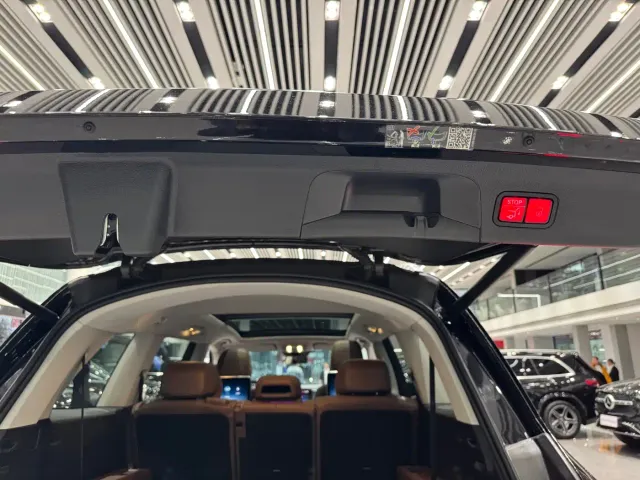 Mercedes-Benz GLS-Class — Фото автомобиля 29