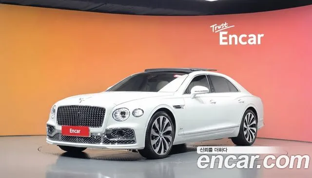 Фотография автомобиля — Bentley Flying Spur 3rd Gen