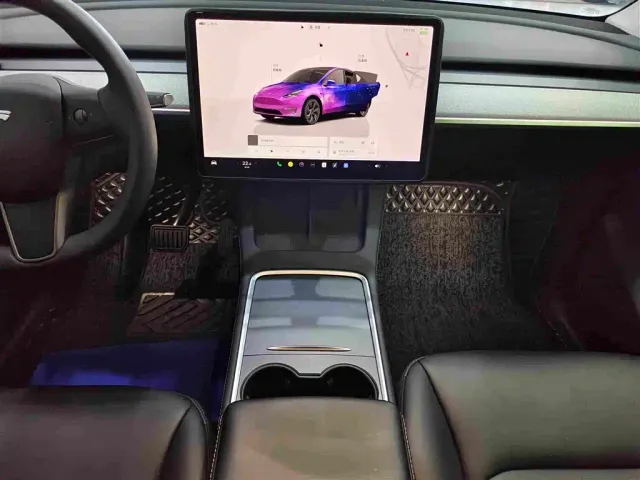 Tesla Model Y — Фото автомобиля 7