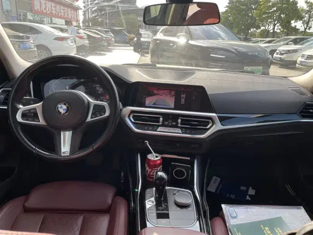 BMW 3 Series — Фото автомобиля 6