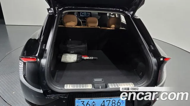 Kia EV6 — Фото автомобиля 28
