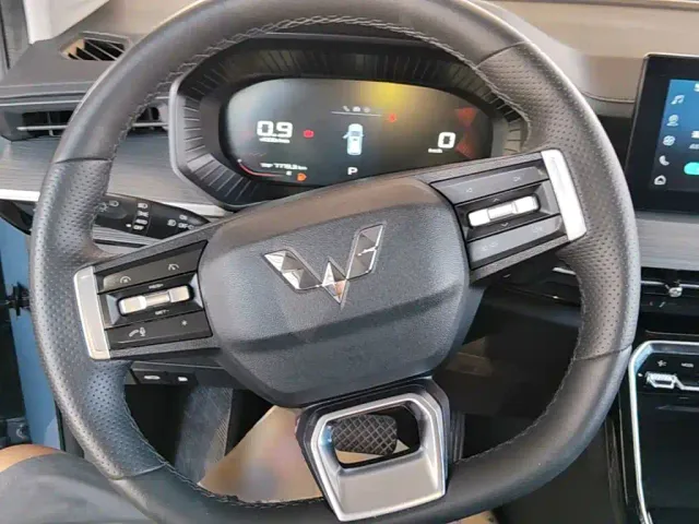 Wuling Asta — Фото автомобиля 10