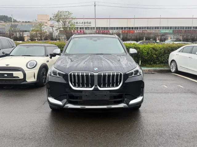 BMW X1 — Фото автомобиля 3