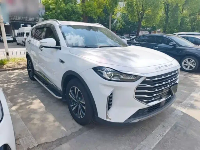Jetour X70 Plus — Фото автомобиля 3