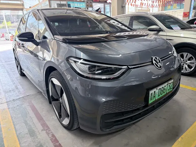Volkswagen ID.3 — Фото автомобиля 2