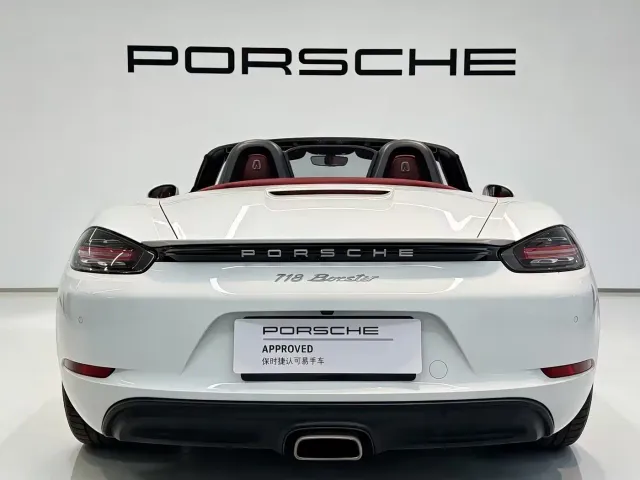 Porsche 718 — Фото автомобиля 5