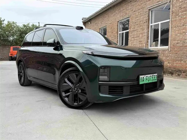 Li Auto L9 — Фото автомобиля 2
