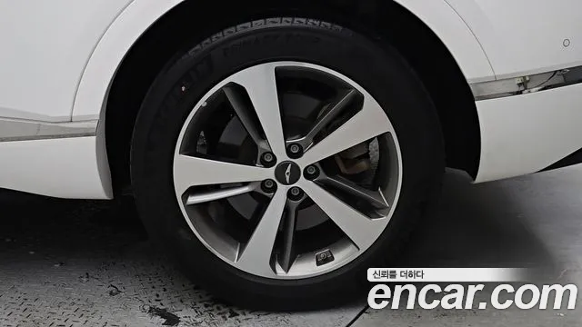 Genesis GV80 — Фото автомобиля 13