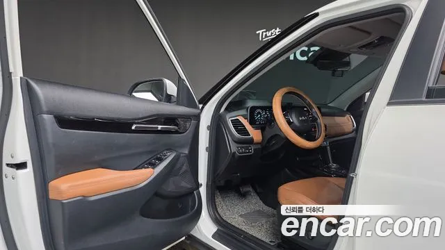 Kia Seltos Новый Seltos Бензин 2.0 2WD — Фото автомобиля 8