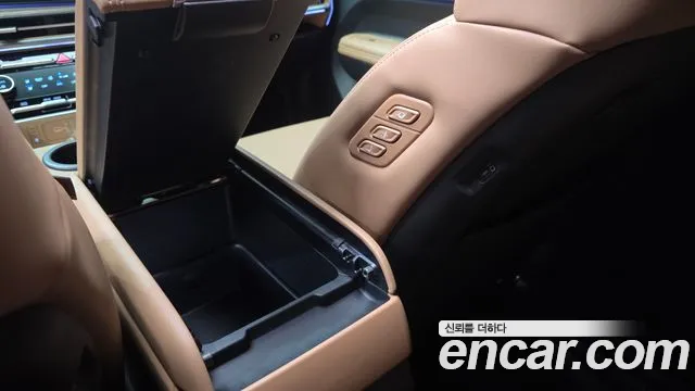 Hyundai Santa Fe MX5 — Фото автомобиля 28