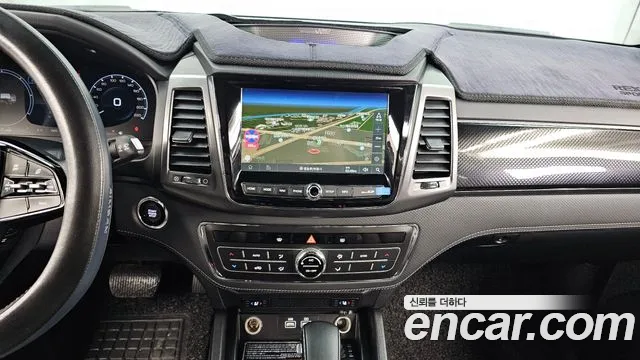 KG_Mobility_Ssangyong Rexton Новый Rexton Sport Khan Дизель 2.2 2WD — Фото автомобиля 14