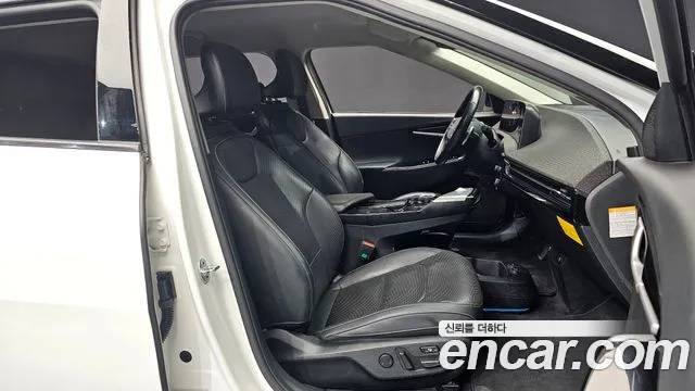Kia EV6 — Фото автомобиля 12