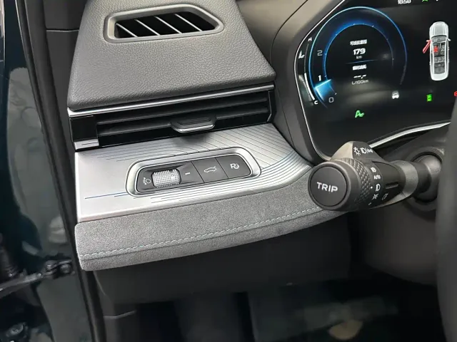 Geely Xingrui — Фото автомобиля 15