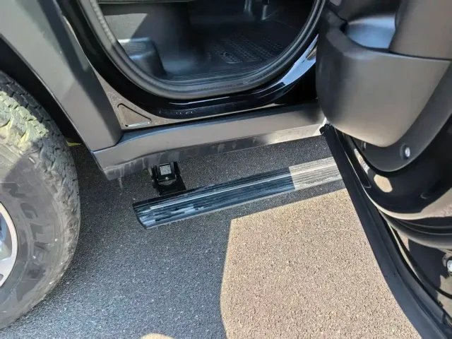 Land Rover Defender — Фото автомобиля 26