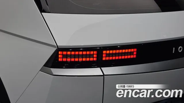 Hyundai Ioniq 5 — Фото автомобиля 8