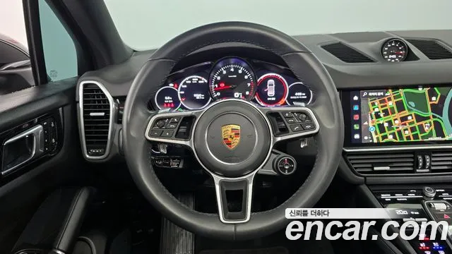Porsche Cayenne — Фото автомобиля 13