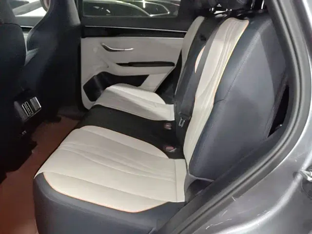 BYD Song PLUS — Фото автомобиля 16